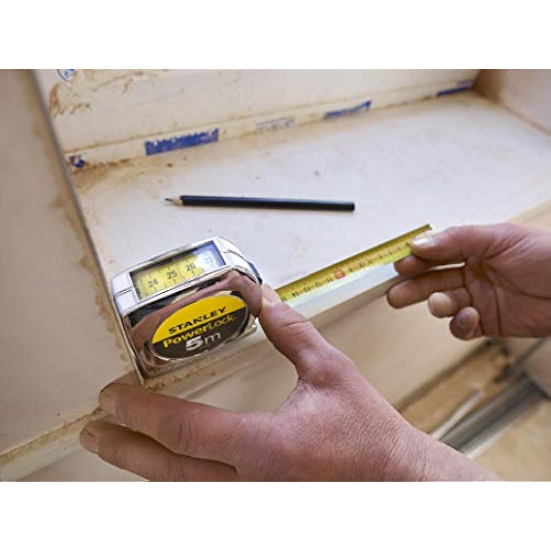 Stanley Powerlock Tape Measure 5m – Top Reader Measuring Tool