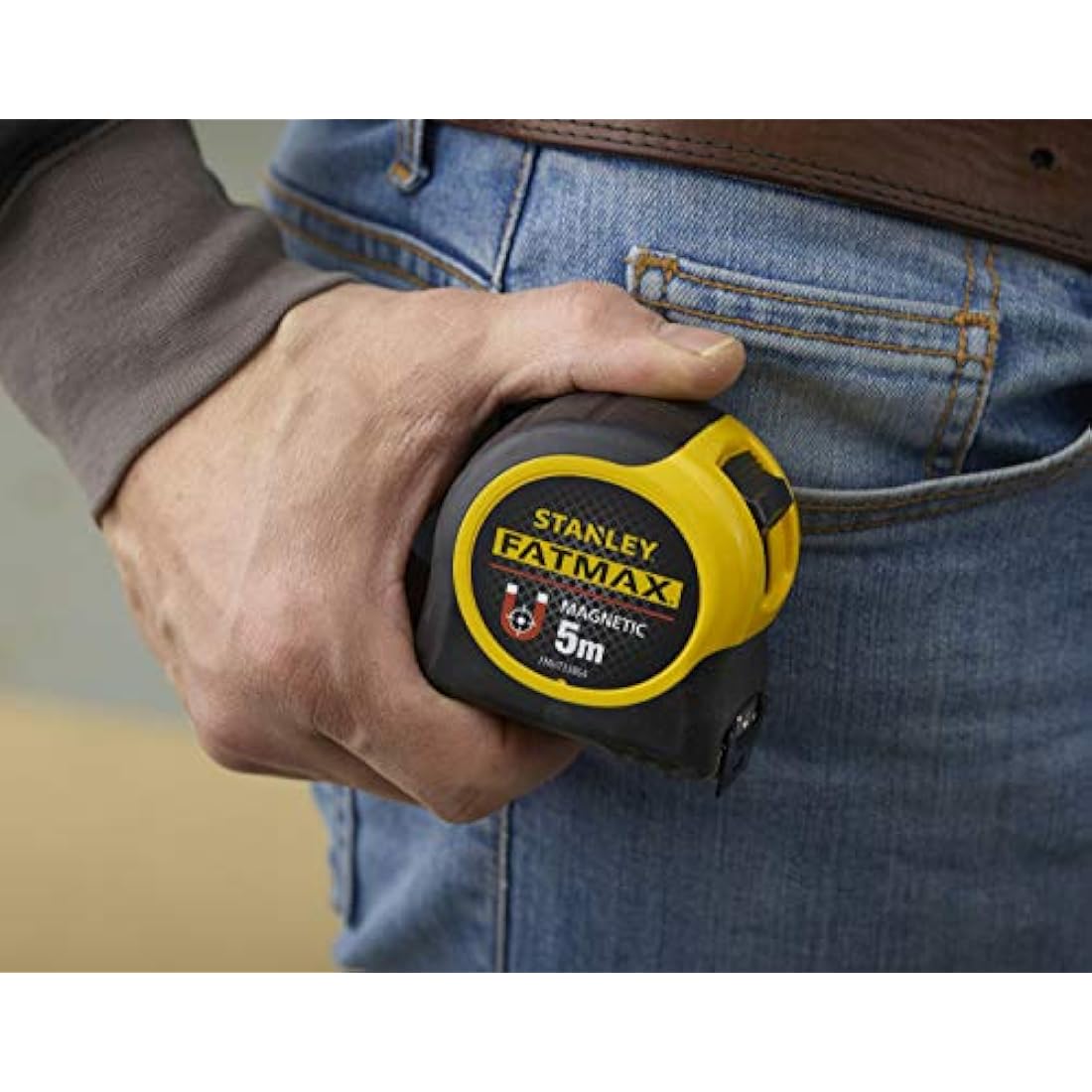 Stanley Blade Armor Metric Tape Measure – 5M Shock Resistant Tool