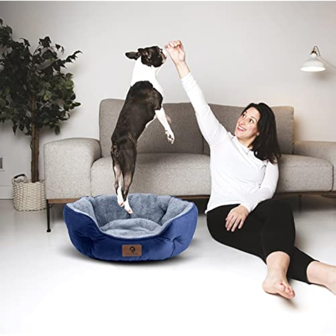 Calming Dog Bed – Round Sherpa Pet Bed, Washable, Blue, 25"