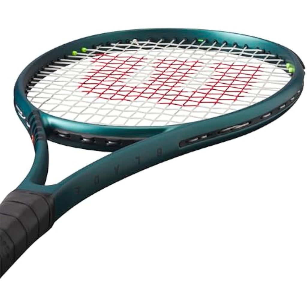 Wilson Blade 101L V9 Tennis Racket – Lightweight Graphite – 4 5/8"