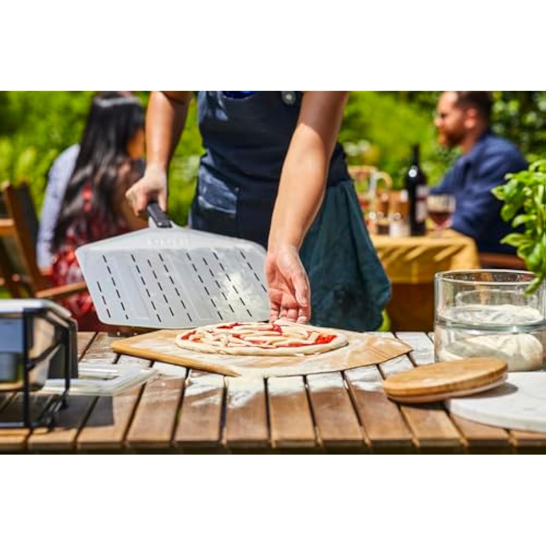 Ooni 12” Perforated Pizza Peel – Lightweight Aluminium Pizza Paddle