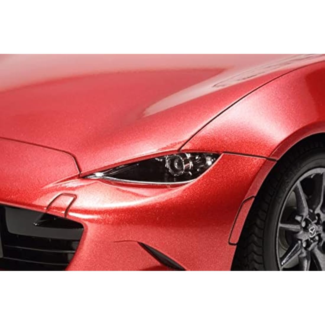 Tamiya Mazda MX-5 Model Car Kit – 1:24 Scale Plastic Hobby Model