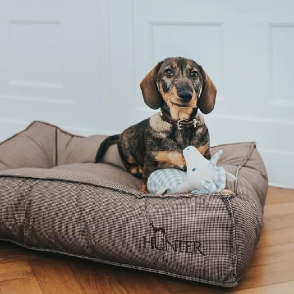 HUNTER Lancaster Dog Bed – Soft Padded Washable Luxury Pet Bed