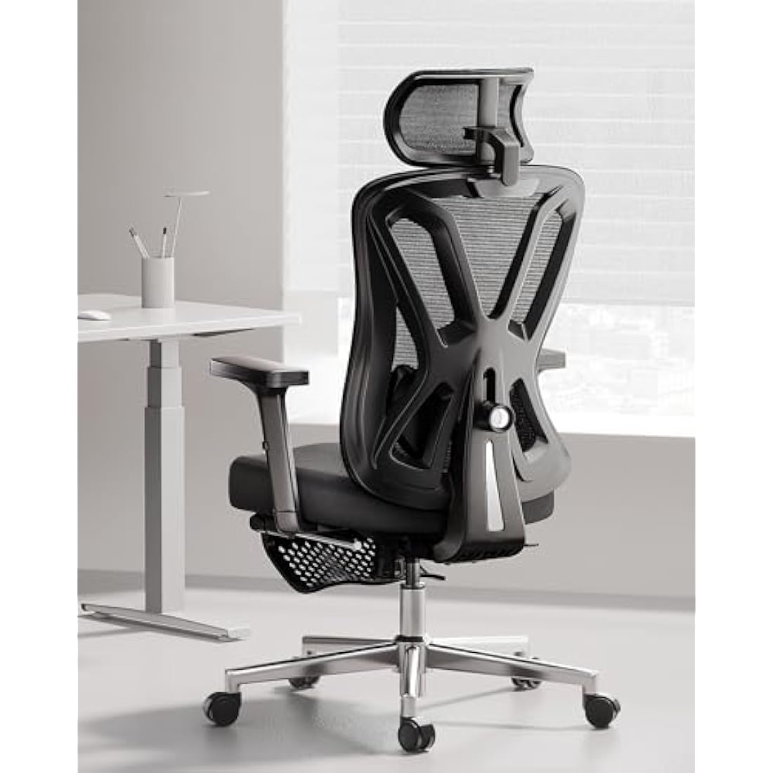 Hbada P5 Ergonomic Mesh Office Chair | Lumbar Support & Footrest