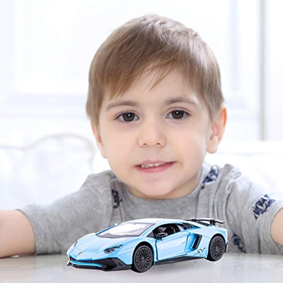 TGRCM-CZ Lamborghini Aventador LP700-4 1/36 Diecast Pull Back Car