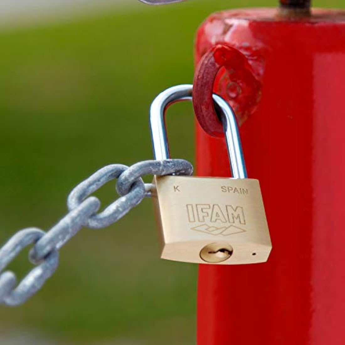 Ifam Longbow Brass Padlock 40mm – Heavy-Duty Security Hardware Lock