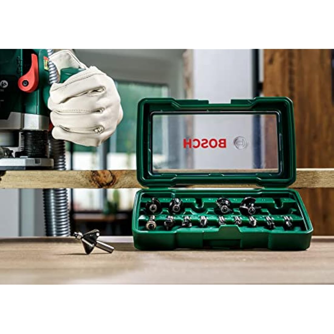Bosch 15-Piece Carbide Router Bit Set | 1/4-Inch Shank Woodworking Tools