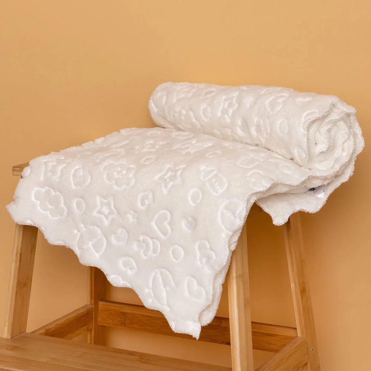 Little Dreams Unisex Plush Blankets - Ecru