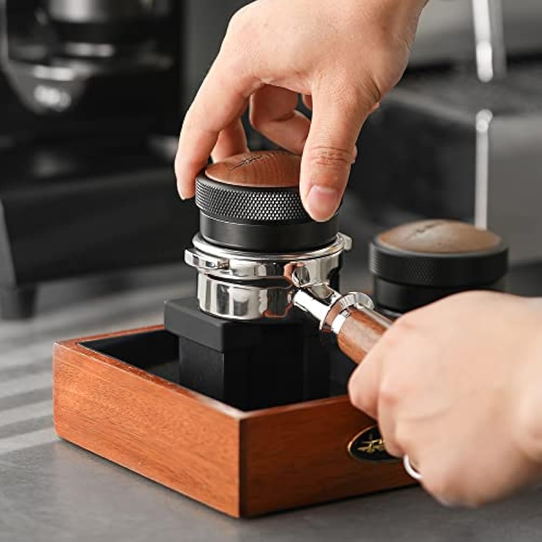 MHW-3BOMBER 58mm Coffee Distributor | Walnut & Stainless Steel Leveler