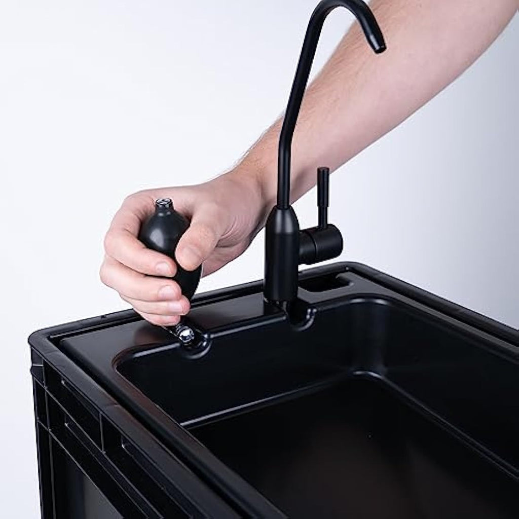 BOXIO WASH - Mobile Camping Sink with Hand Pump and 5L Tank | Black