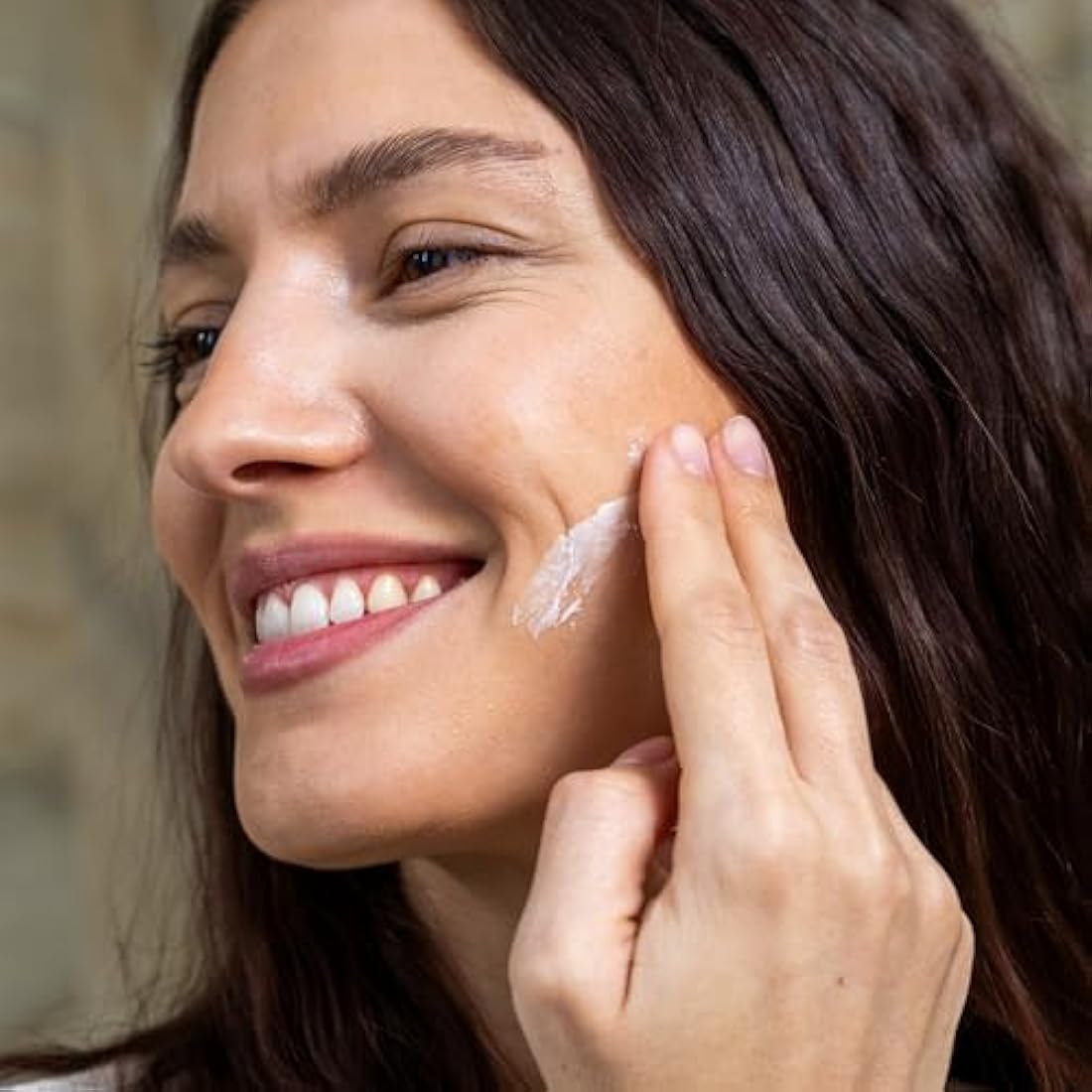 Hyaluronic Anti-Ageing Day Cream for Sensitive Skin