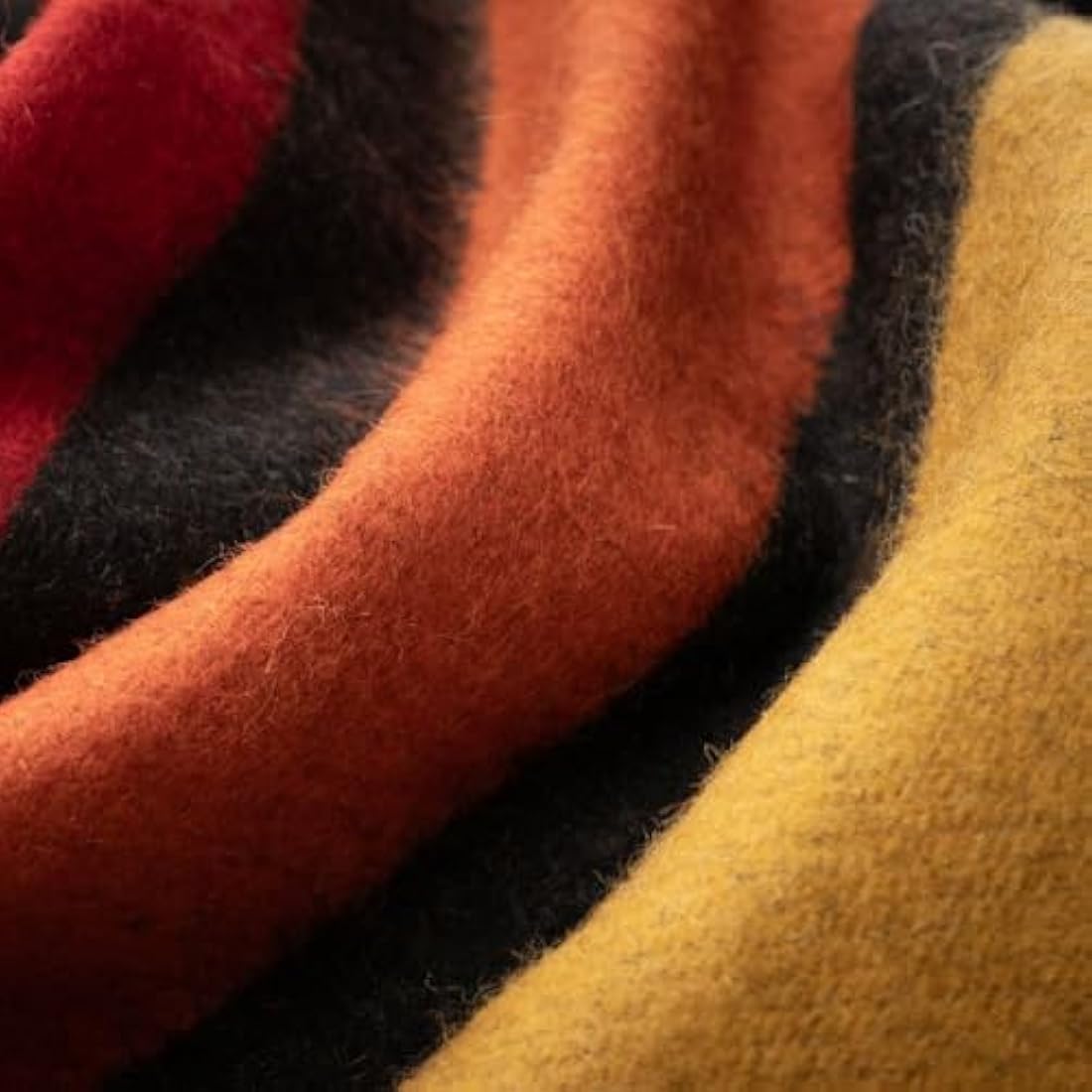Arcturus Rainier Heavyweight Wool Blanket – Washable & Warm, 4.5lbs