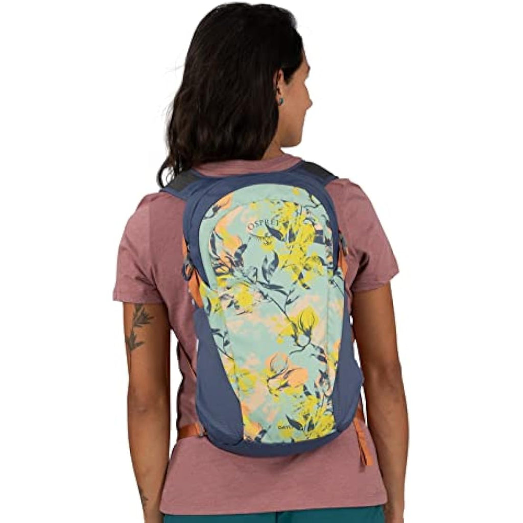 Osprey Unisex Escapade Hiking Backpack with Compression Straps