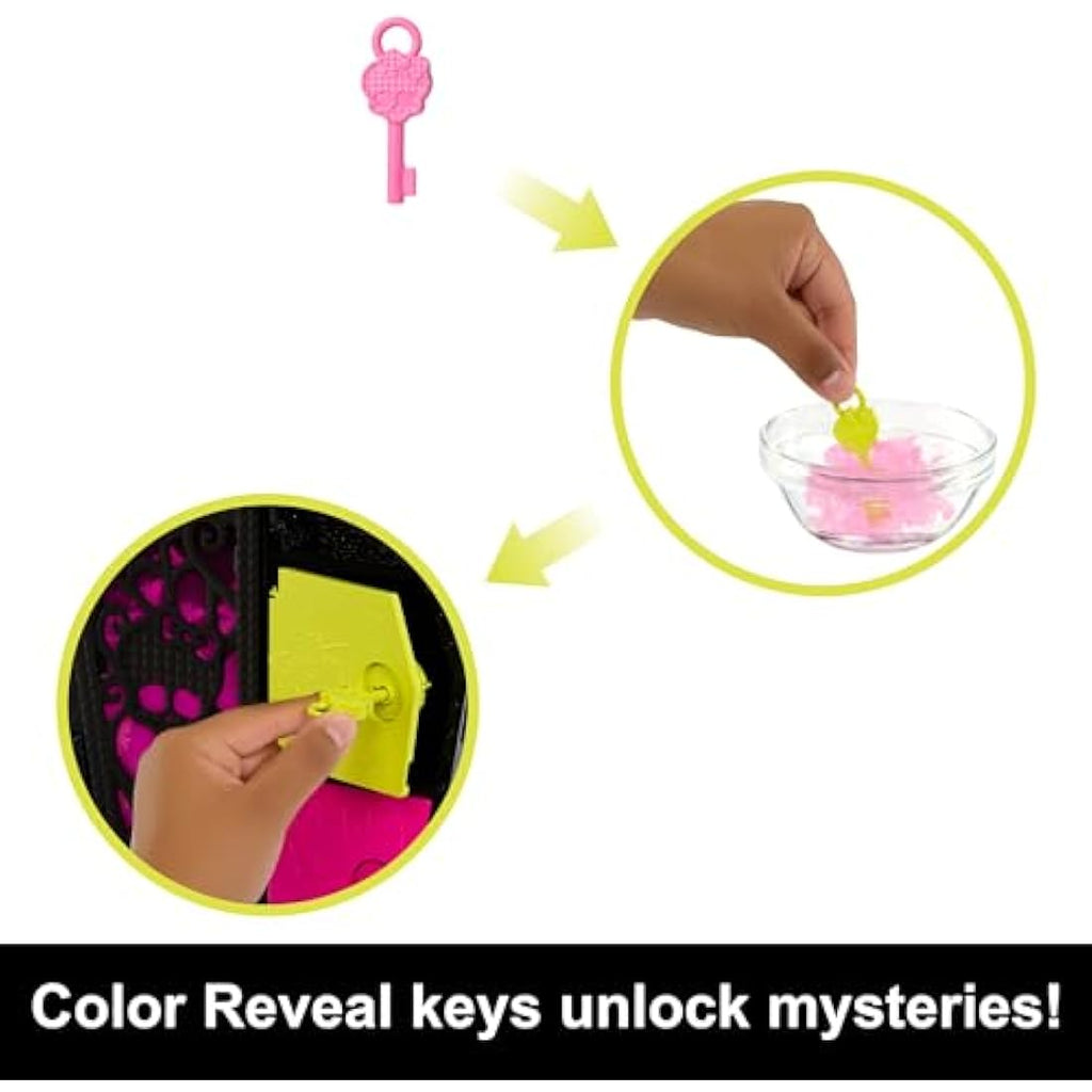 Monster High Draculaura Doll - Skulltimate Secrets Neon Frights Locker Set