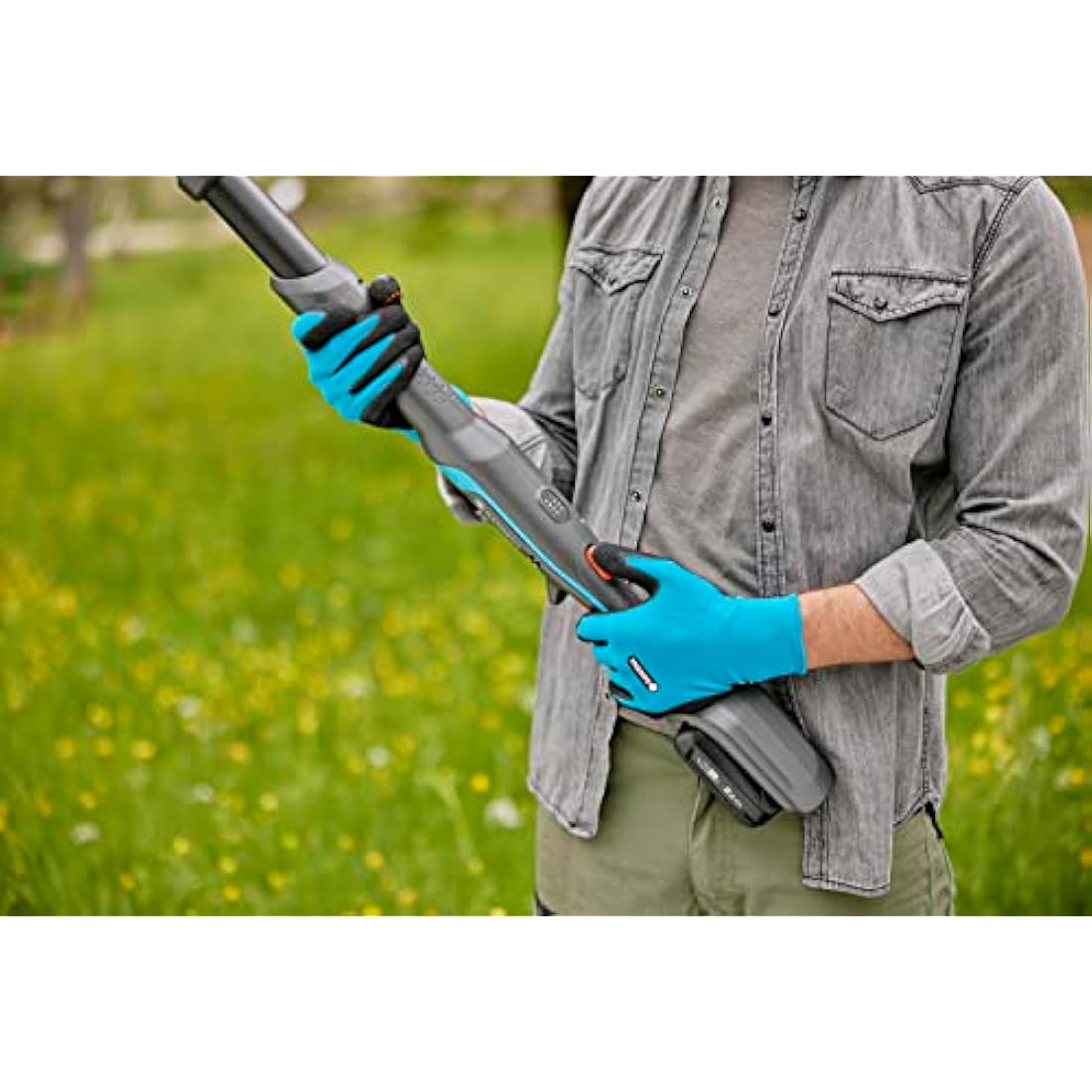 Gardena HighCut 360/18V Cordless Telescopic Tree Pruner (Tool Only)