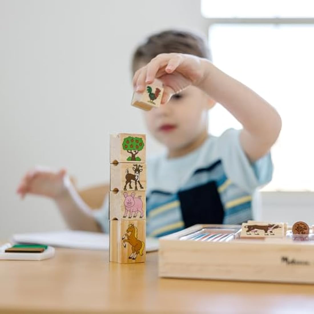 Melissa & Doug Farm Stamp-a-Scene – 20 Wooden Stamps and Art Set