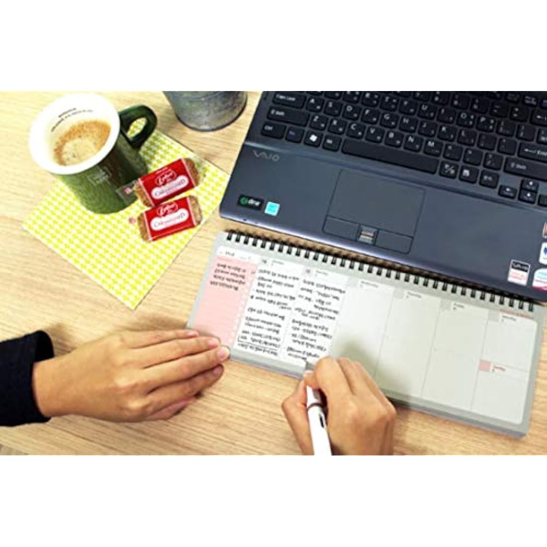 Paperian Brilliant Undated Weekly Planner Pad – Blue Wirebound Scheduler