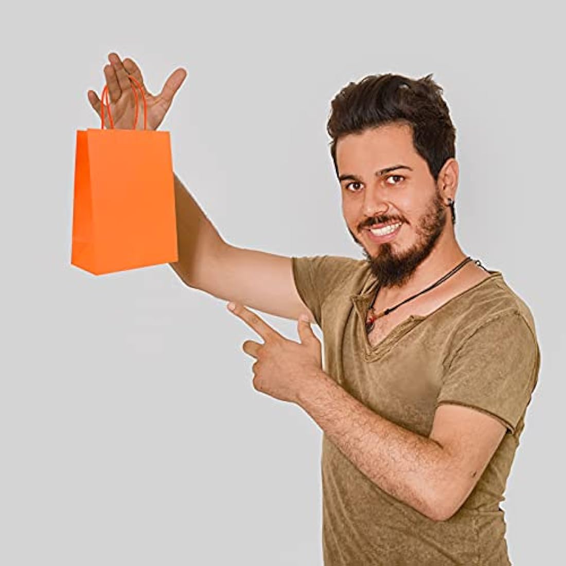 30 Pcs Kraft Paper Party Bags with Handles - 10 Colors