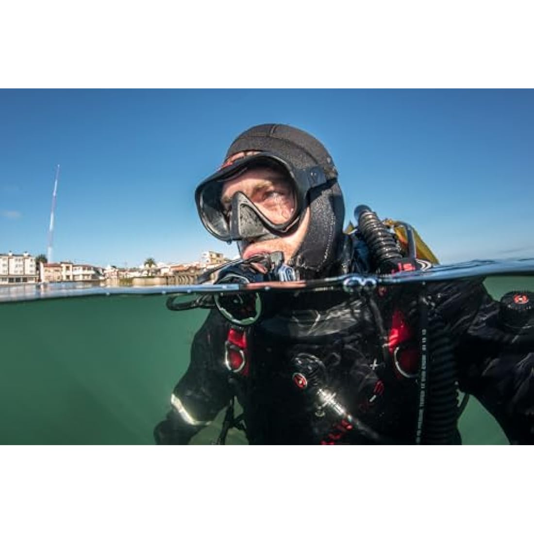 Hollis M1 Frameless Scuba Diving Mask for Freediving and Spearfishing