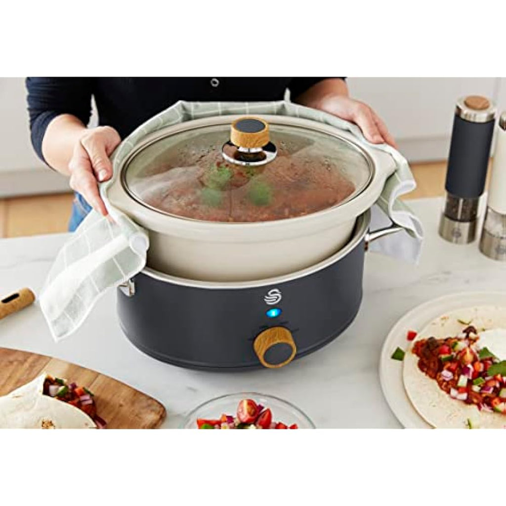 Swan Nordic 3.5L Slow Cooker – 3 Heat Settings – Matte Grey