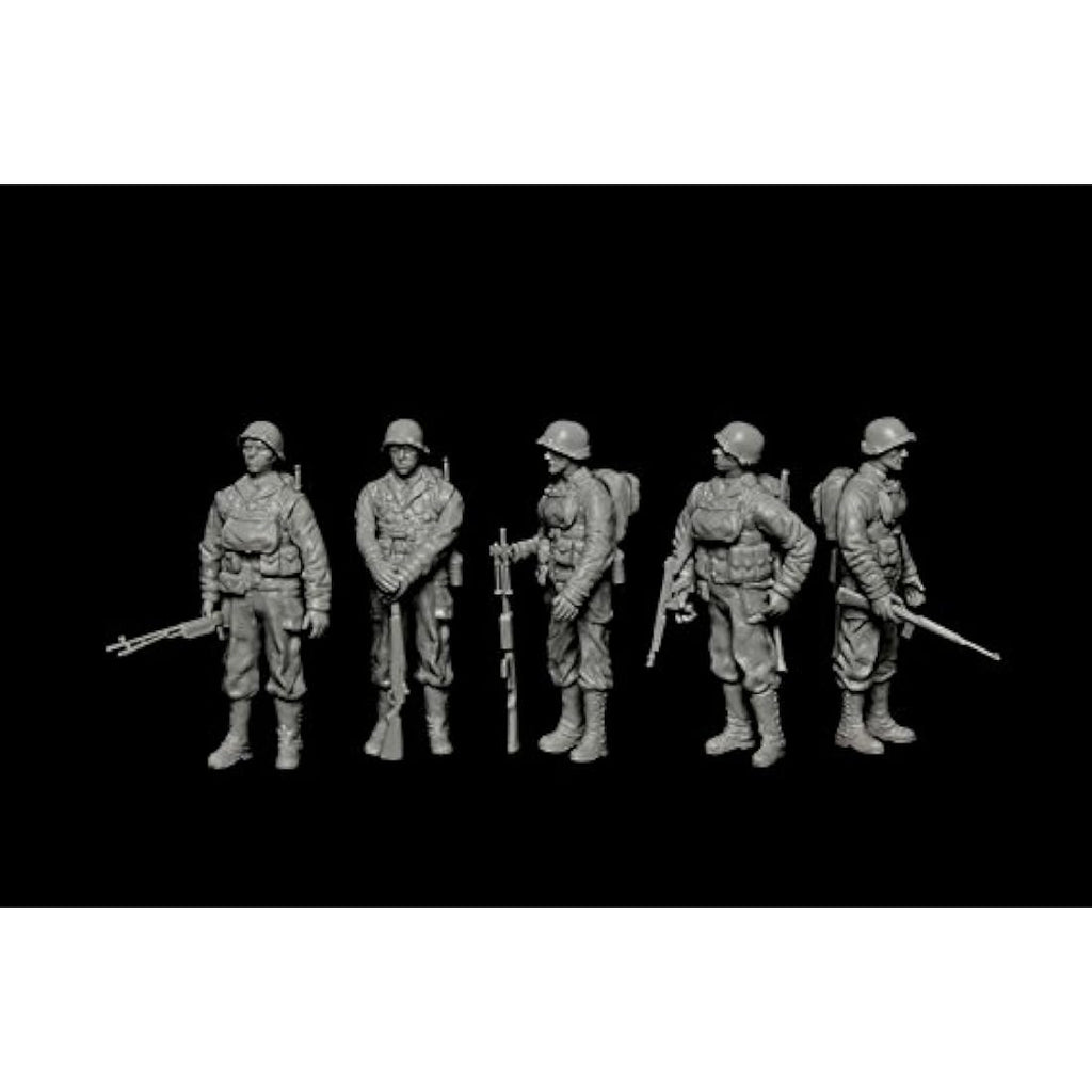 Italeri 1:35 LCVP with US Infantry Plastic Model Kit – Military Scale