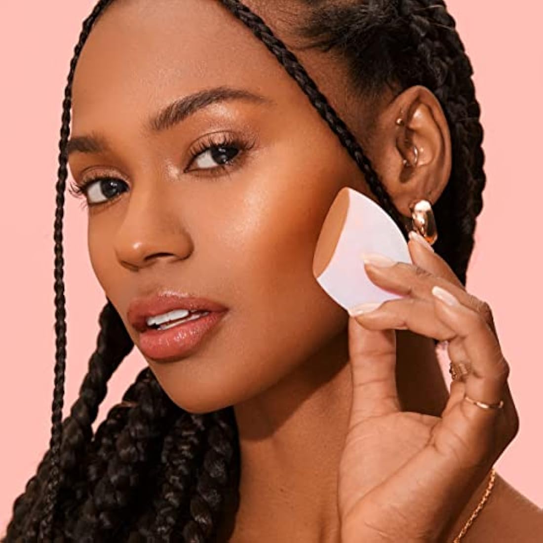 Real Techniques Miracle Powder Sponge 2-Pack – Velvety Foam Applicator