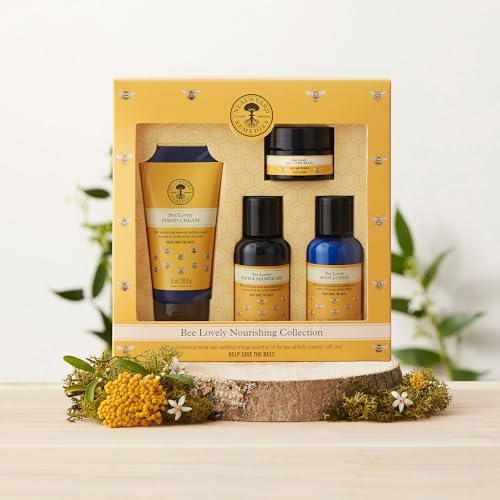 Neal's Yard Remedies Bee Lovely Nourishing Organic Skincare Gift Set