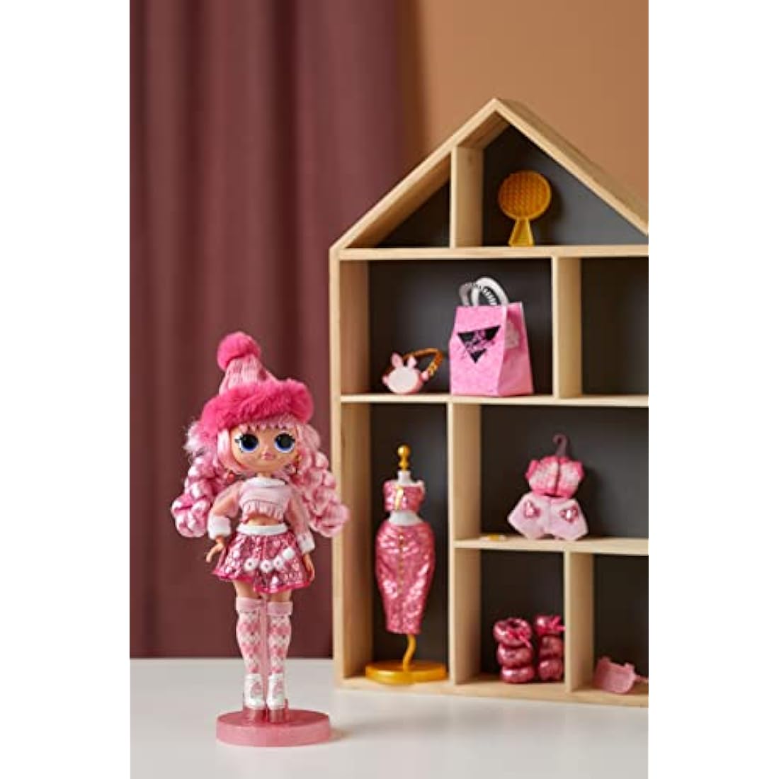 LOL Surprise OMG Fashion Show Style Edition LaRose Doll – 320+ Looks