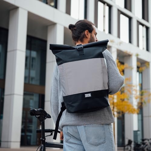 OAK25 Roll Top Backpack – 24L Reflective Laptop Rucksack for Cycling