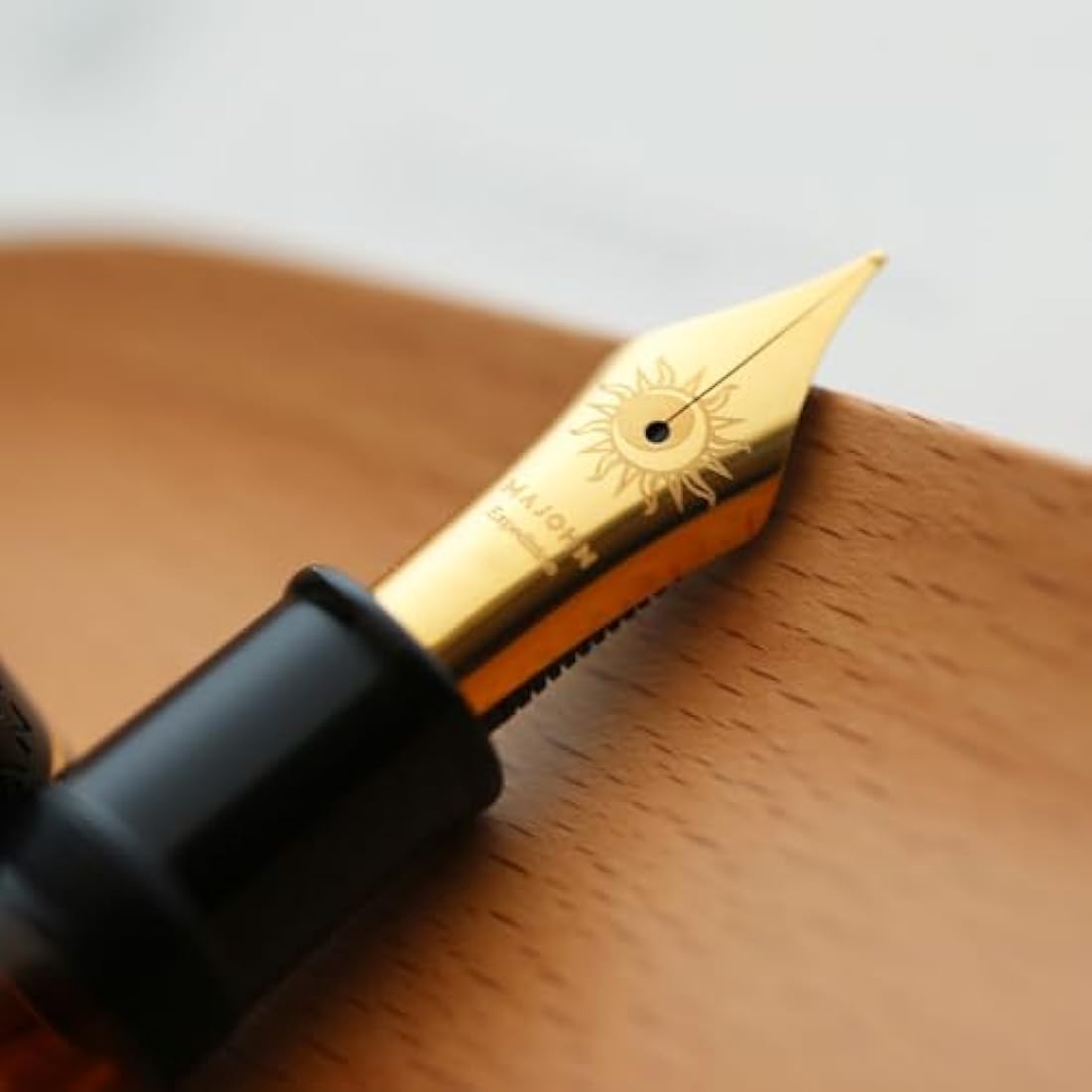 Majohn P139 Piston Fountain Pen – Large Capacity Brass System, Fine Nib