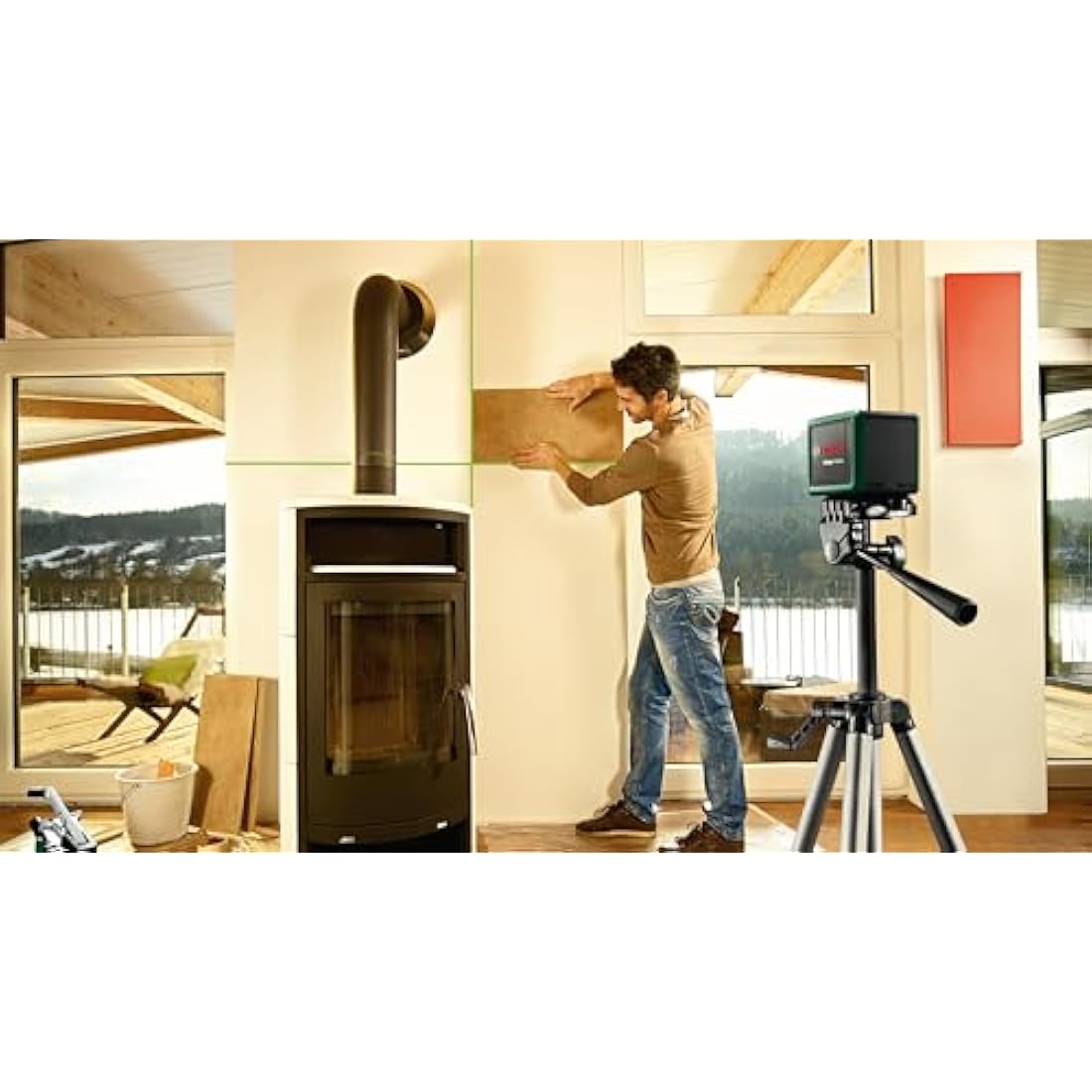 Bosch Quigo Green Cross Line Laser Level – 12m Range with MM 2 Clamp