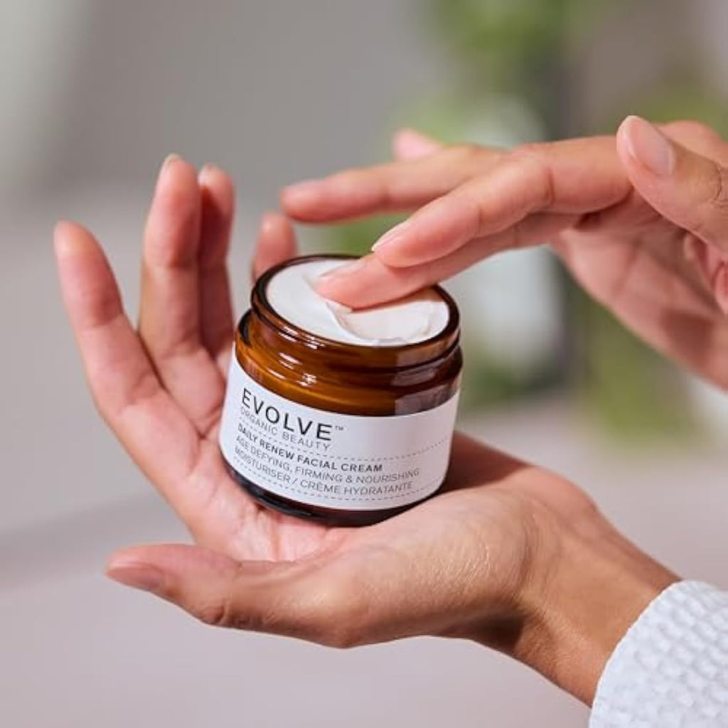Evolve Organic Beauty Daily Renew Facial Cream with Hyaluronic Acid