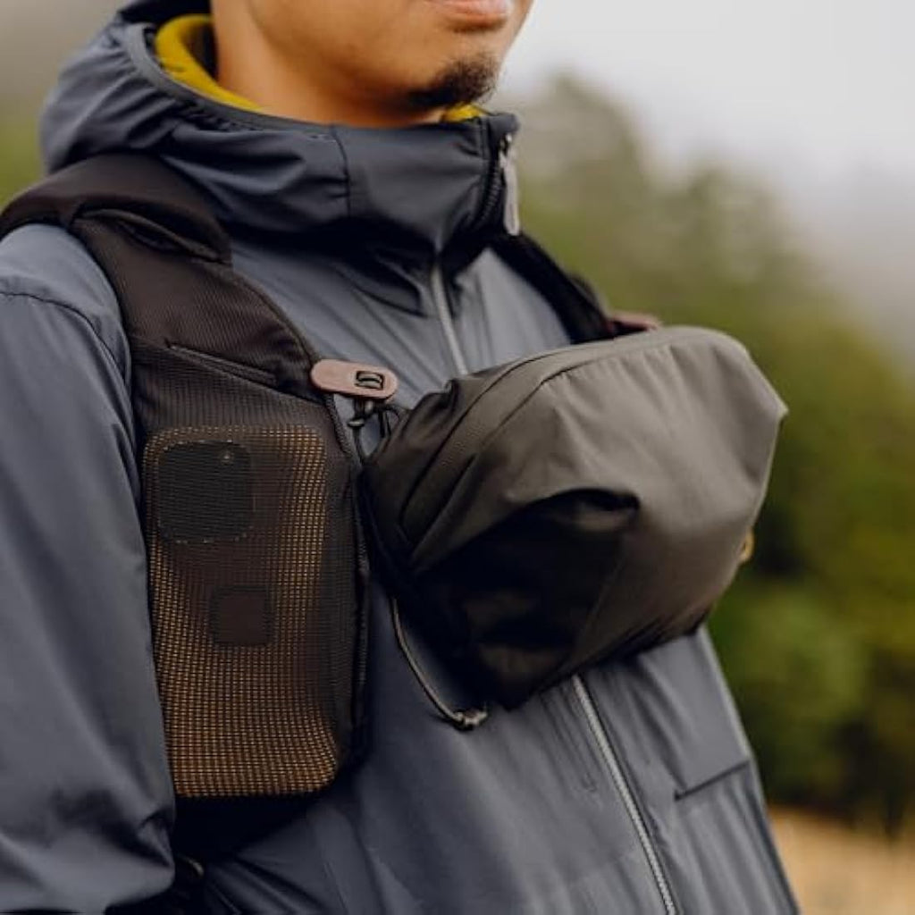 Peak Design Outdoor Sling 2L - Minimalist Camera and Travel Bag