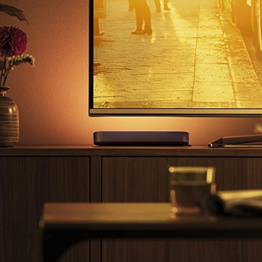 Philips Hue Play Smart Light Bar – White & Colour Ambiance, Black