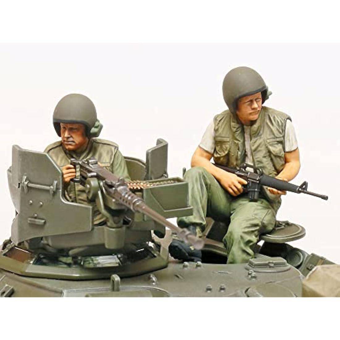 Tamiya 1:35 US M551 Sheridan Vietnam – Militär Modellbausatz