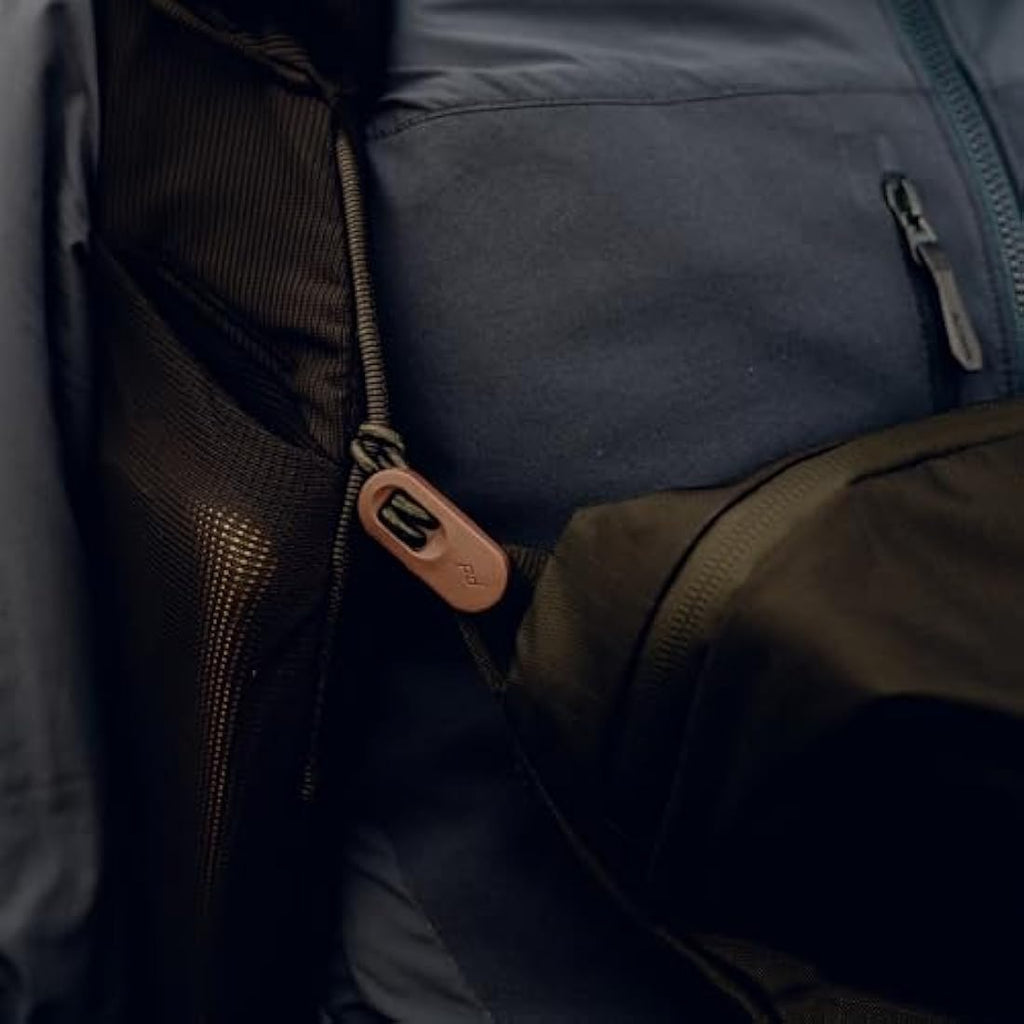 Peak Design Outdoor Sling 2L - Minimalist Camera and Travel Bag