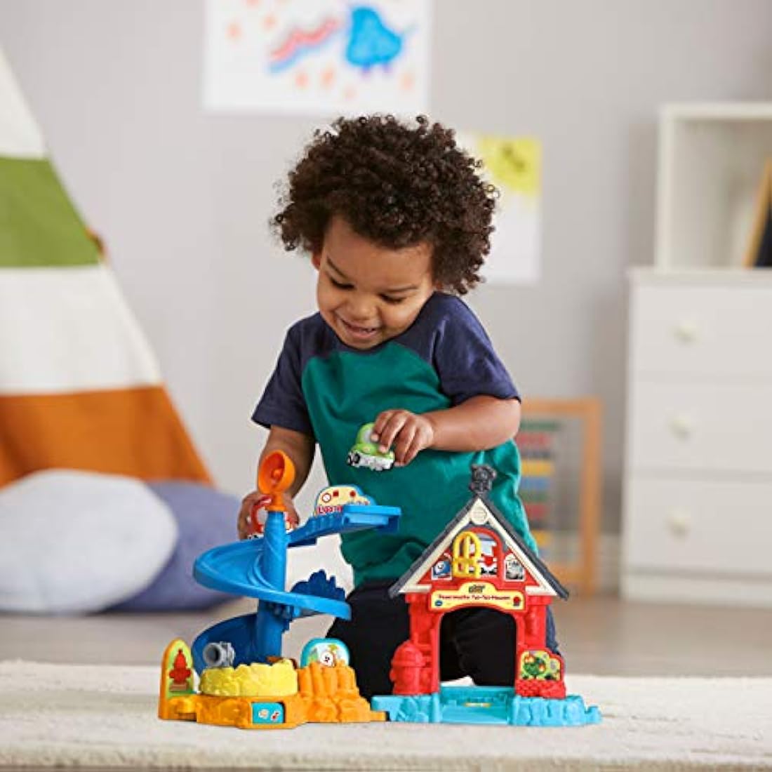 VTech Tut Tut Cory Speedster – Fire Station Playset with 2 Vehicles