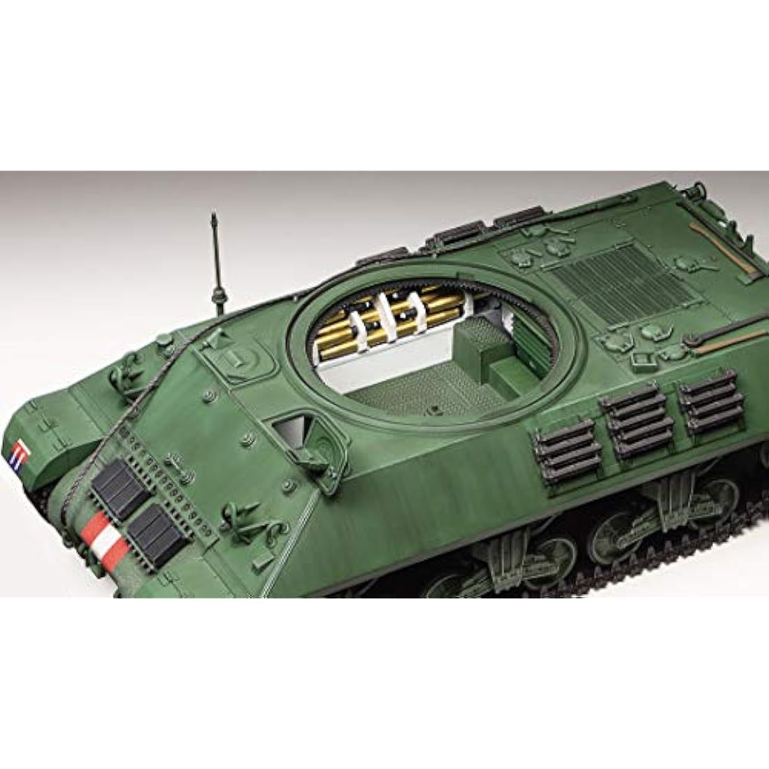 Tamiya British M10 IIC Achilles Tank Model Kit – 1:35 Scale Plastic