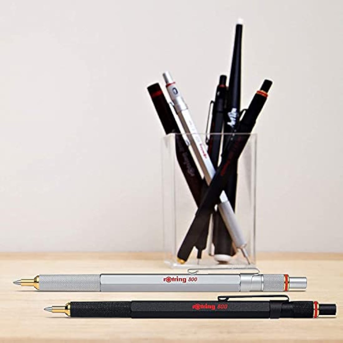 rOtring 800 Ballpoint Pen | Black Metal Barrel | Medium Point Ink
