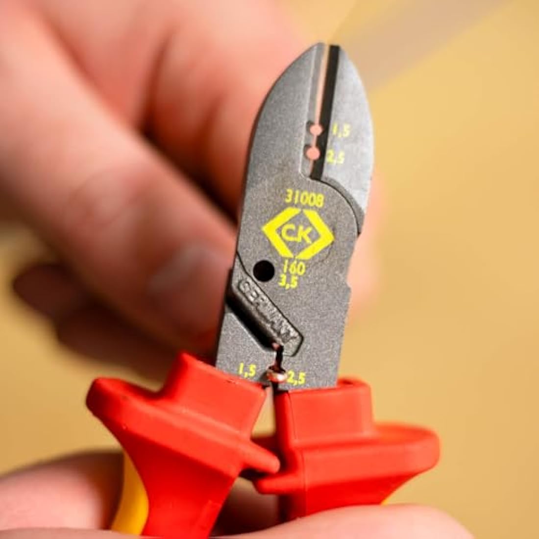 C.K RedLine VDE Combicutter3 160mm | Insulated Alloy Steel Cutters