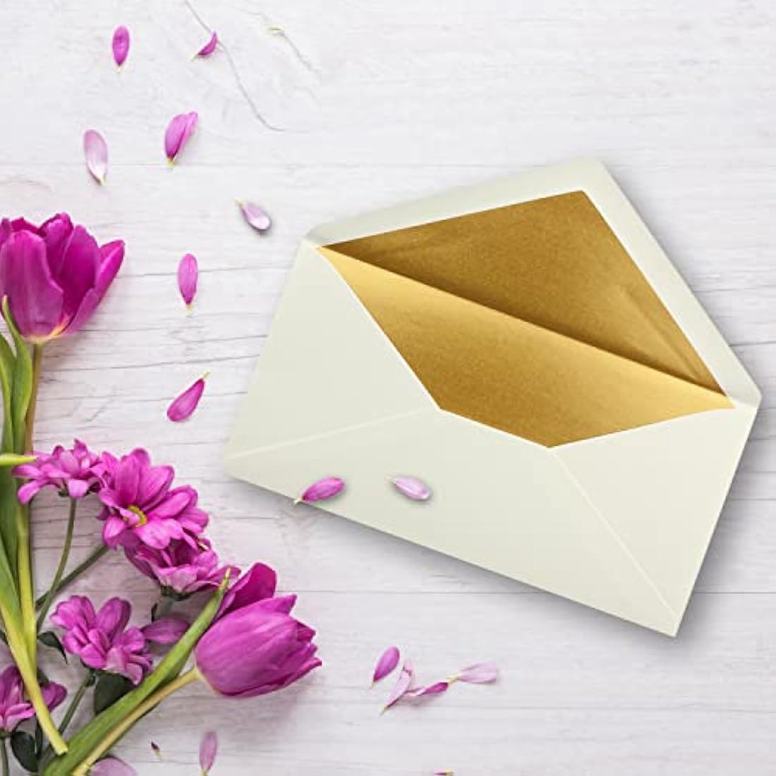 Neuser Papier DIN Long Envelopes – Natural White with Gold Lining