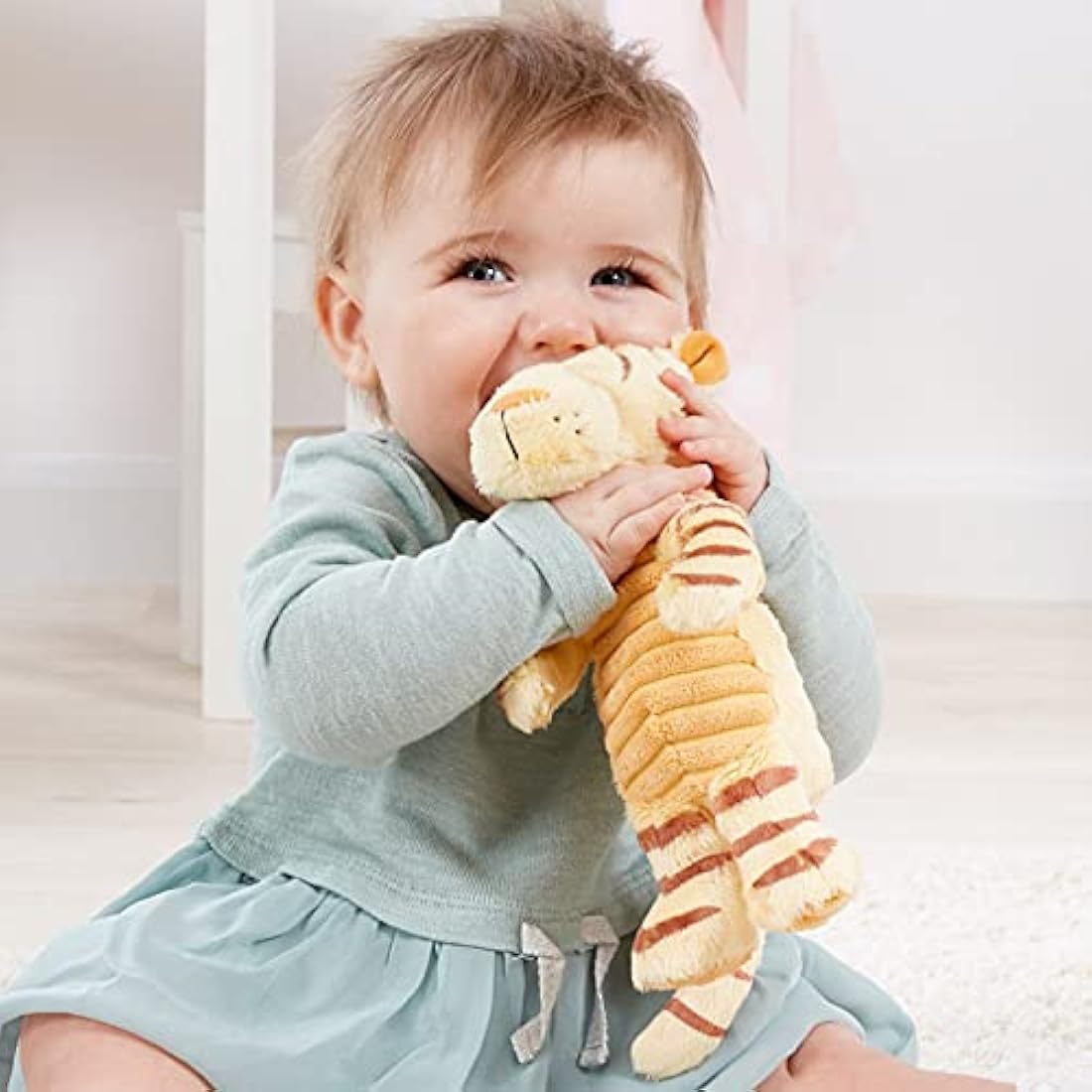 Rainbow Designs Winnie the Pooh Classic Tigger Soft Toy Plush - 12cm