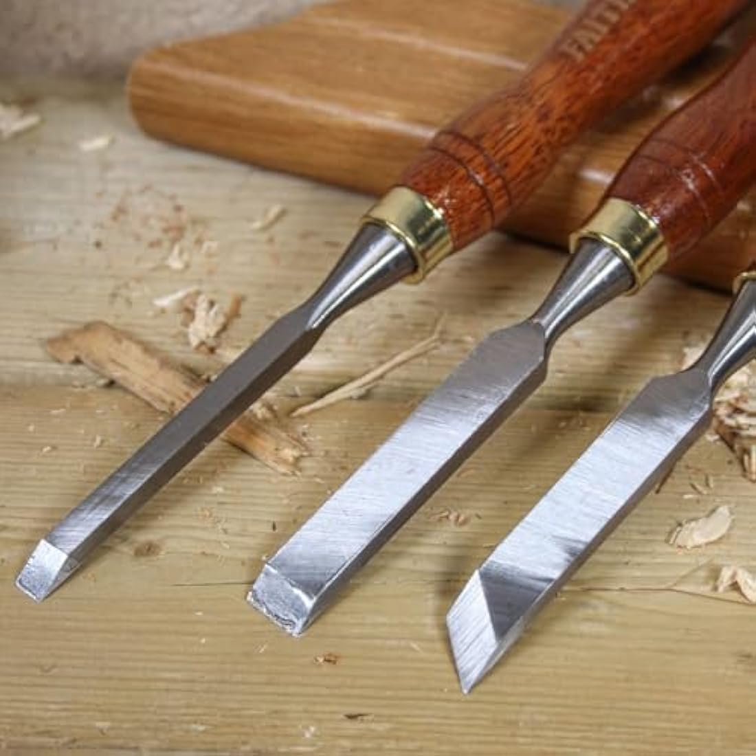 Faithfull Wood Carving Chisel Set - 12 Piece Walnut Woodworking Tools
