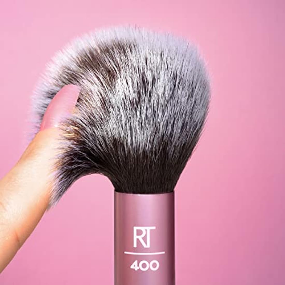 Real Techniques Blush Brush – Ultra Plush Synthetic Makeup Brush