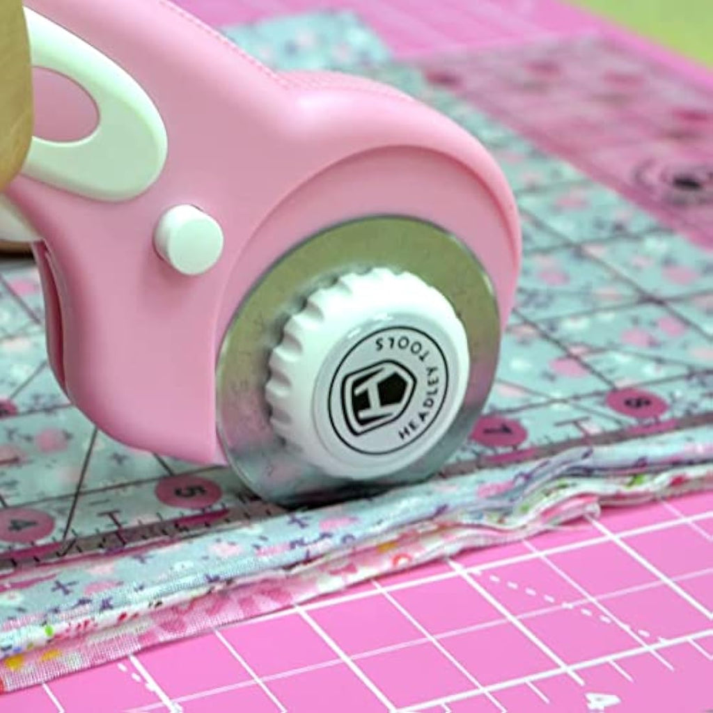 Rotary Cutter Set - Pink Quilting Kit with A2 Cutting Mat