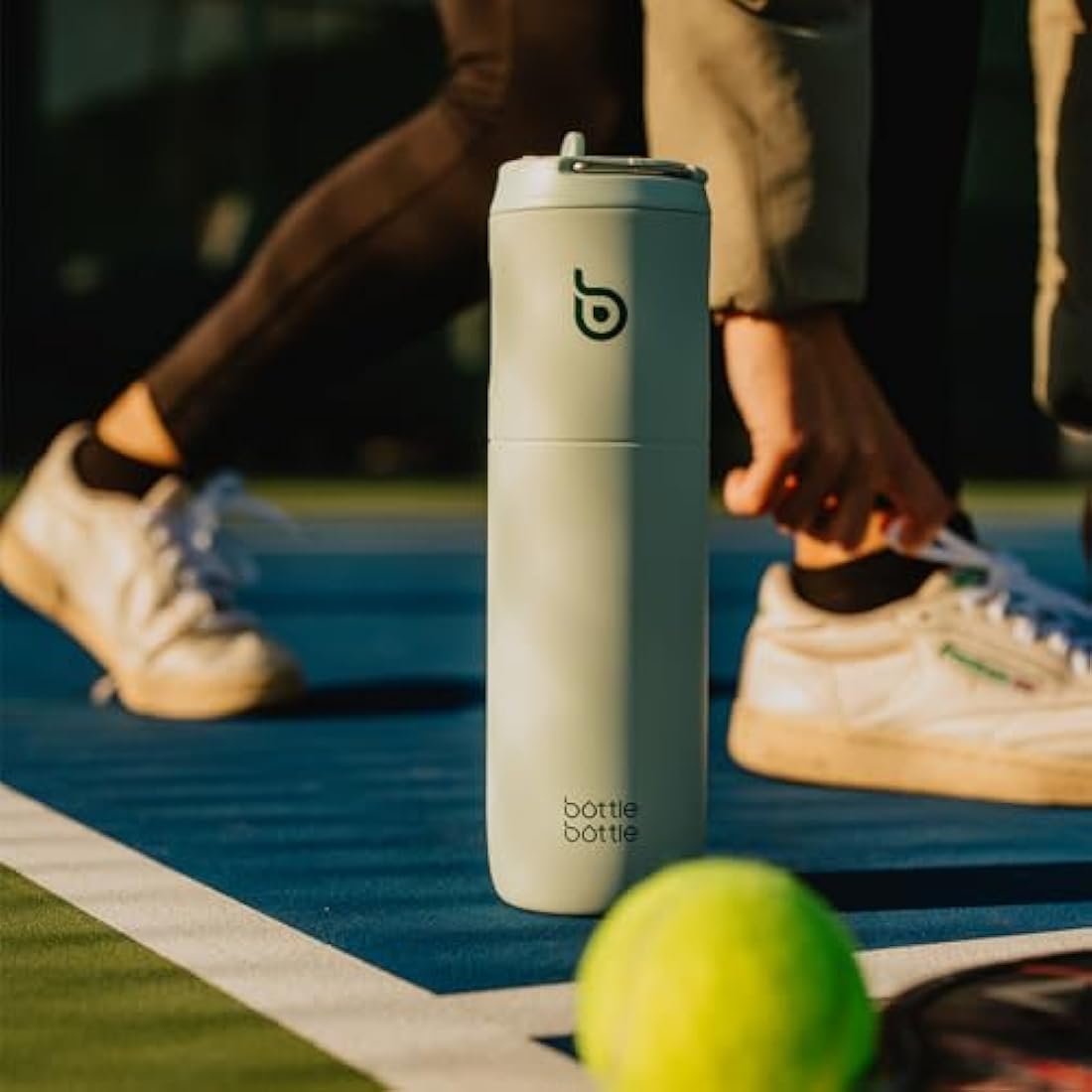 Insulated Stainless Steel Water Bottle with Straw - 700ml