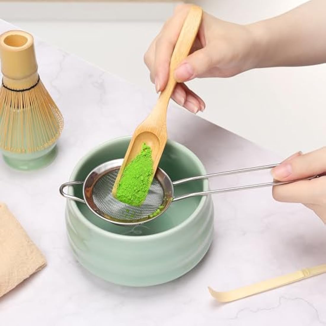 Geebuzz 6-Piece Matcha Whisk Set with Ceramic Bowl and Bamboo Tools