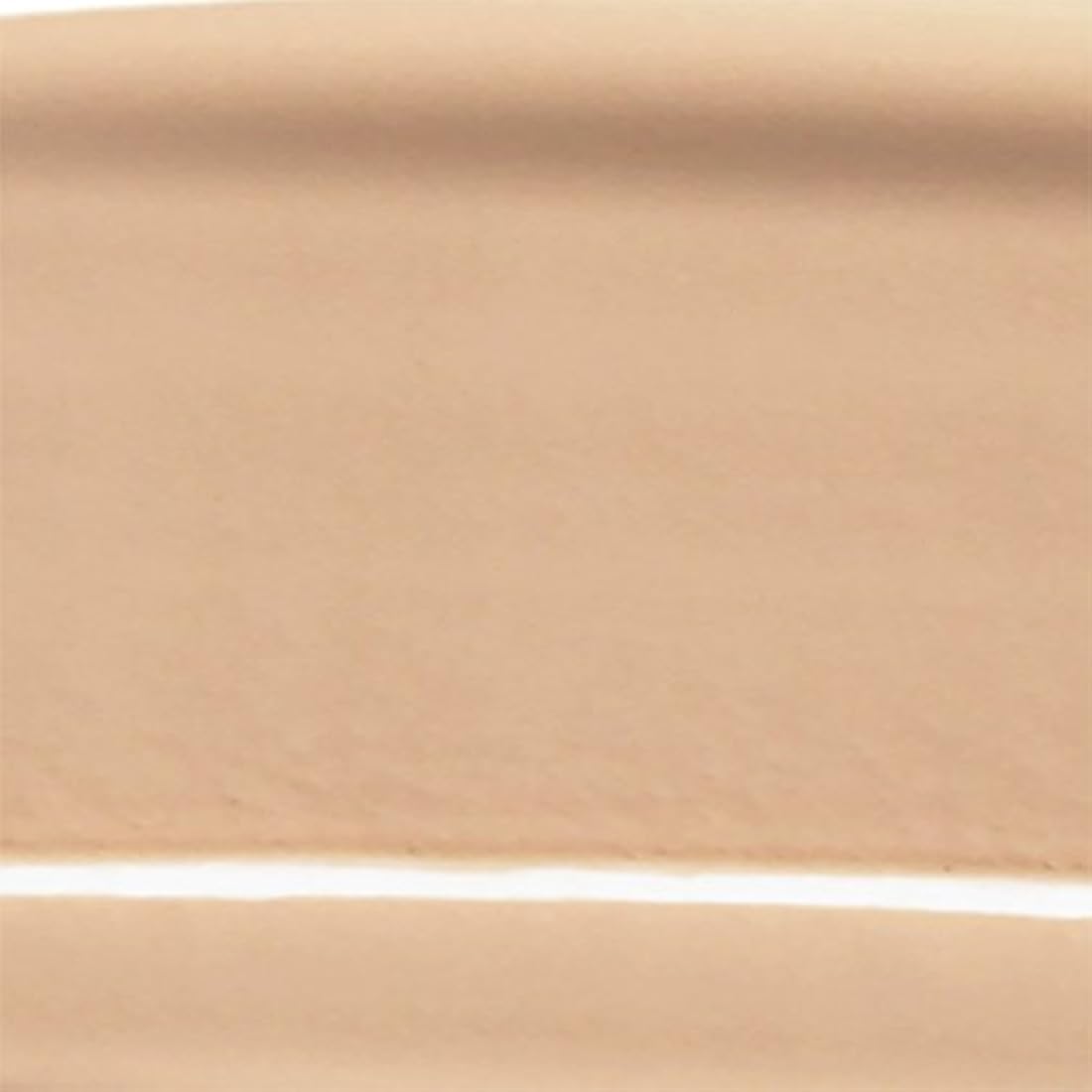 Wet n Wild Photo Focus Matte Liquid Foundation – Soft Beige, 30ml