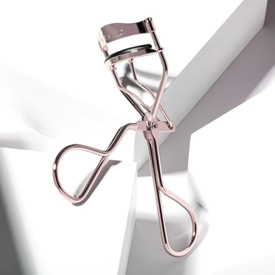 Wet n Wild High On Lash Eyelash Curler – Soft Silicone Pad Lash Lift