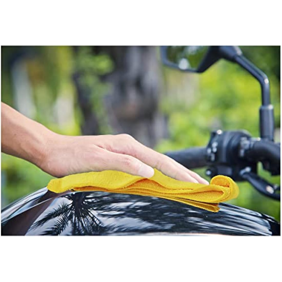 Kirkland Signature Ultra Plush Microfiber Towels – 36 Pack, Yellow